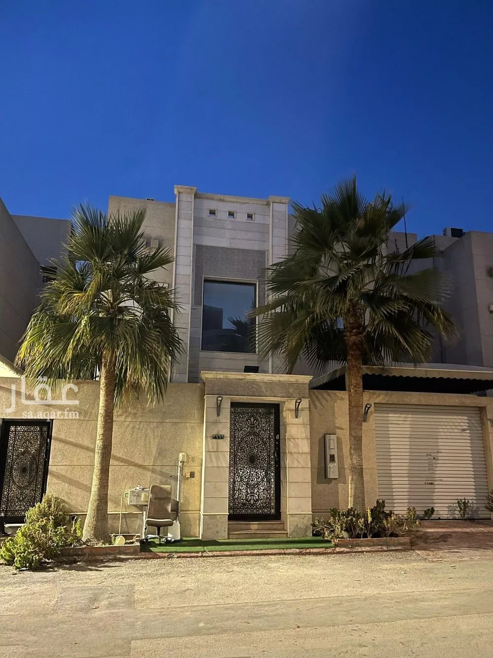 فيلا للبيع في شارع الصفصاف, حي العارض, مدينة الرياض, منطقة الرياض 1 صورة