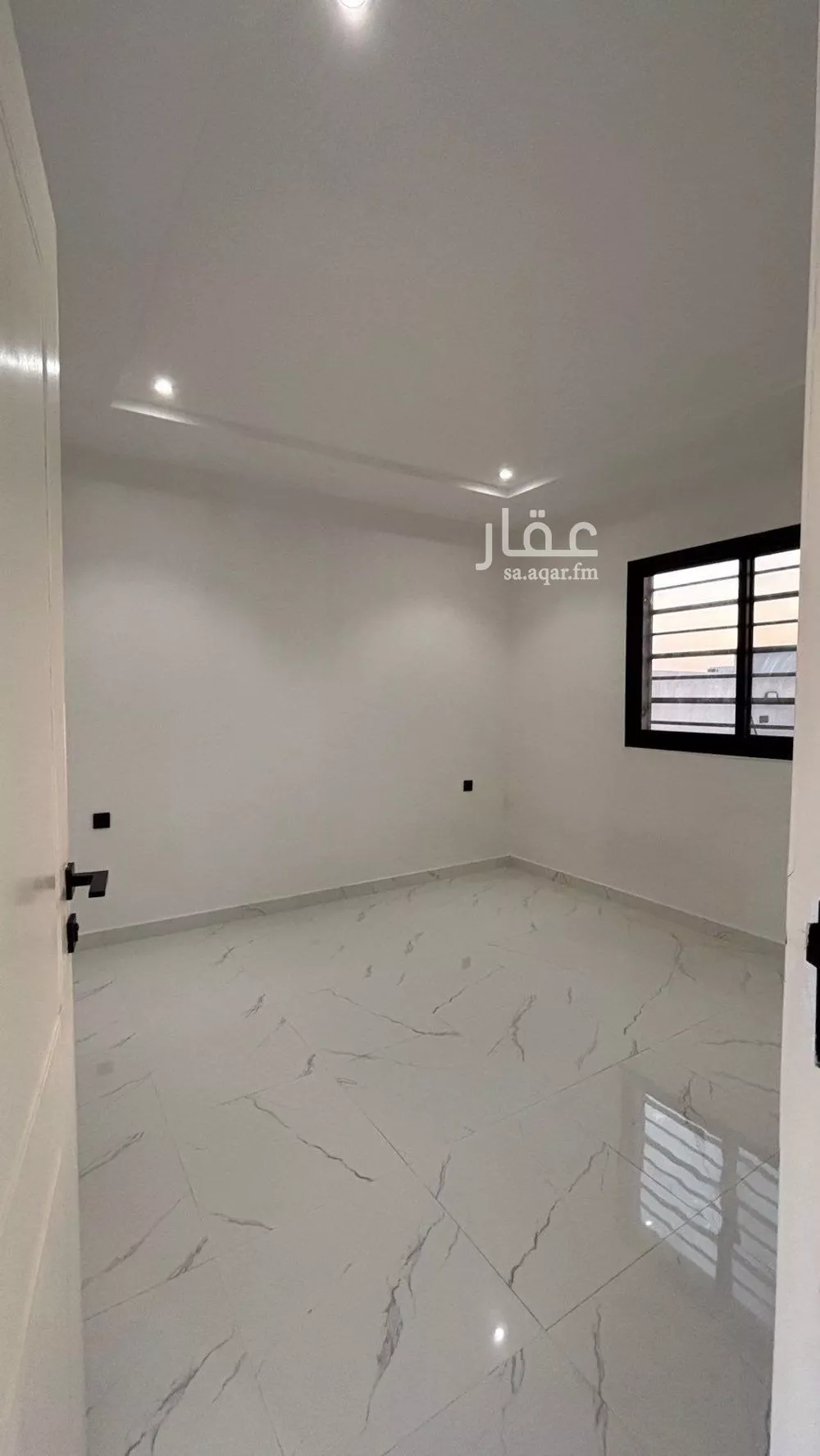 شقة للإيجار في شارع محمد بن عوجان , حي الحزم, مدينة الرياض, منطقة الرياض 1 صورة