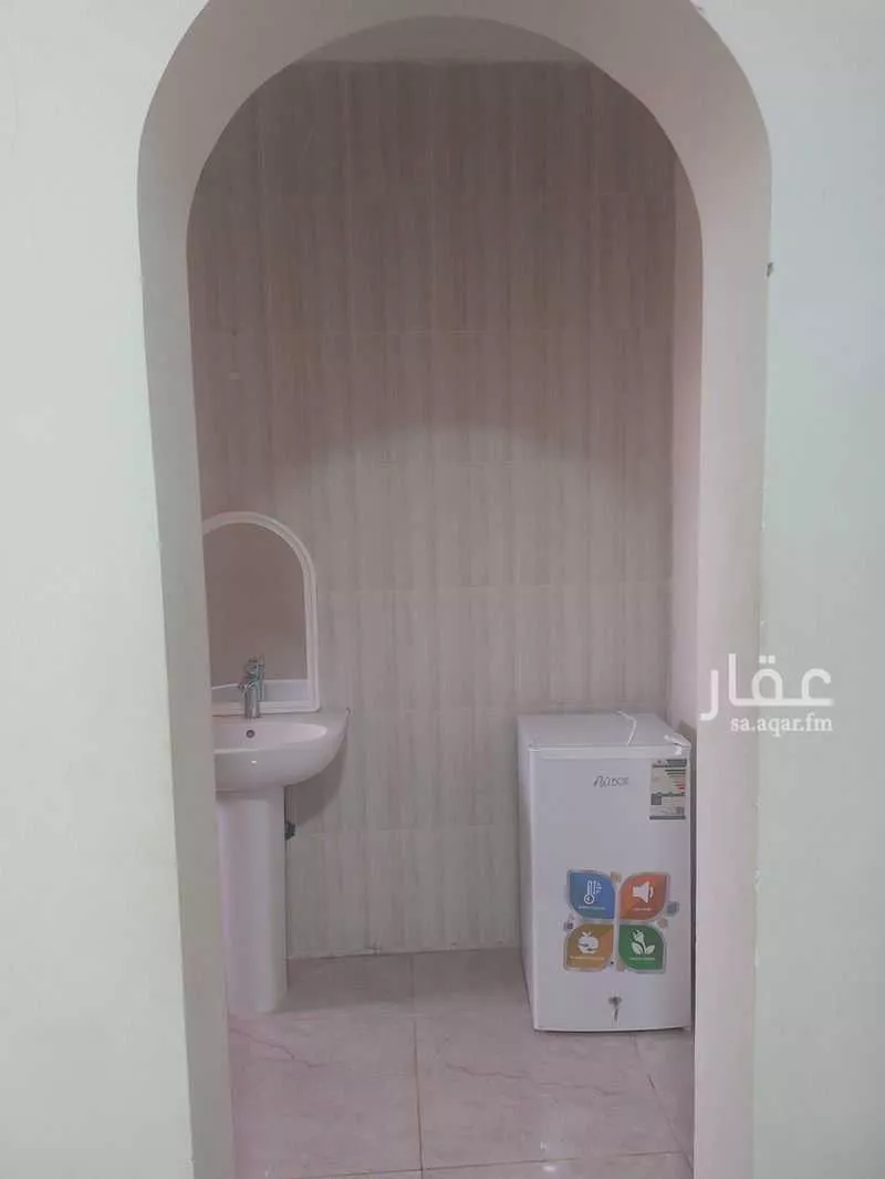 غرفة للإيجار في شارع عبدالله بن ابي يحيى, حي الملك فهد, مدينة المدينه المنوره, منطقة المدينة المنورة 1 صورة