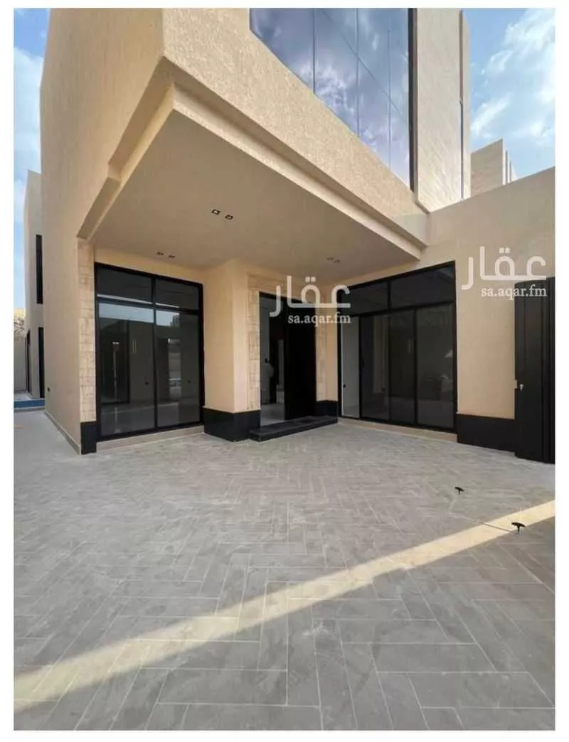 فيلا للبيع في شارع أبي طاهر إسماعيل الجيطالي, حي النرجس, مدينة الرياض, منطقة الرياض 1 صورة