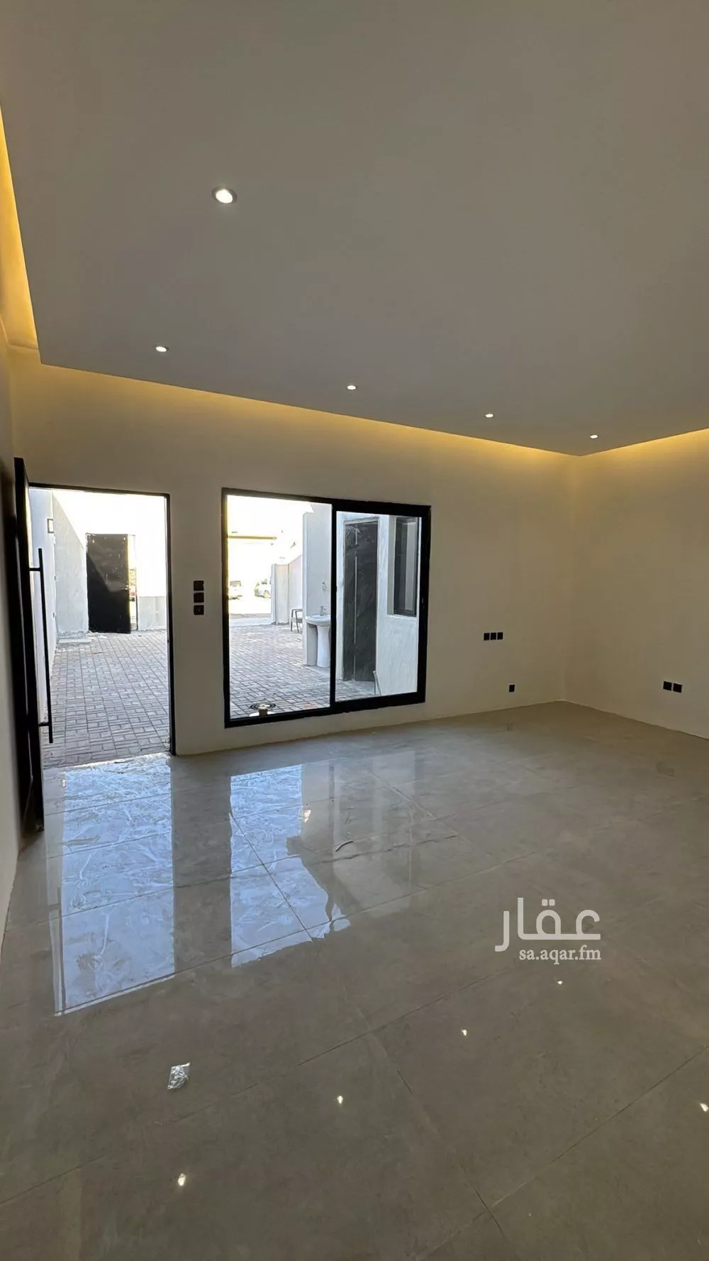 استراحة للإيجار في شارع الحسن بن سهل, حي القيروان, مدينة الرياض, منطقة الرياض 1 صورة