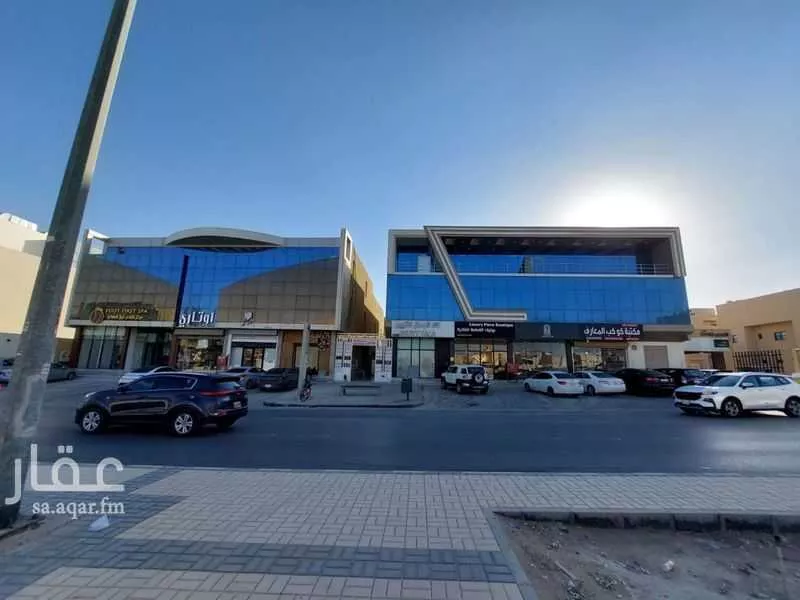 عمارة للبيع في شارع القلعة ، حي الياسمين ، الرياض ، منطقة الرياض 1 صورة