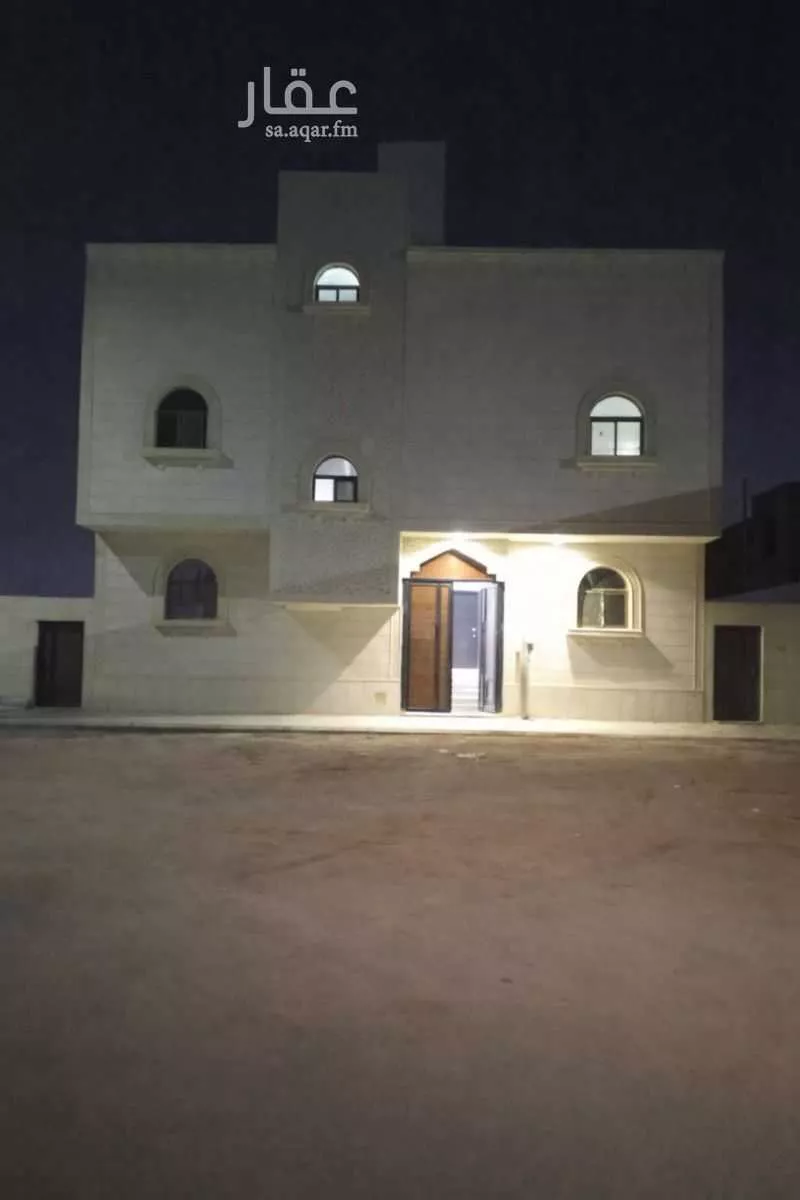 عمارة للبيع في شارع داود ابن عبدالجبار, حي نبلاء, مدينة المدينة المنورة, منطقة المدينة المنورة 1 صورة