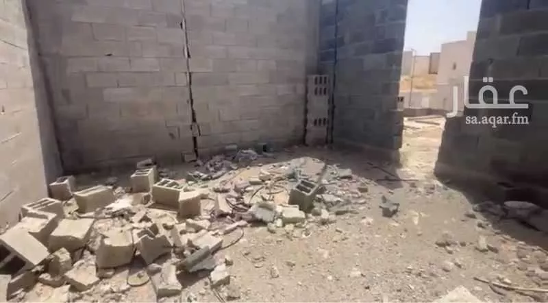 فيلا للبيع في شارع يحيى بن اكثم, حي البساتين الشرقي, مدينة بريده, منطقة القصيم 1 صورة