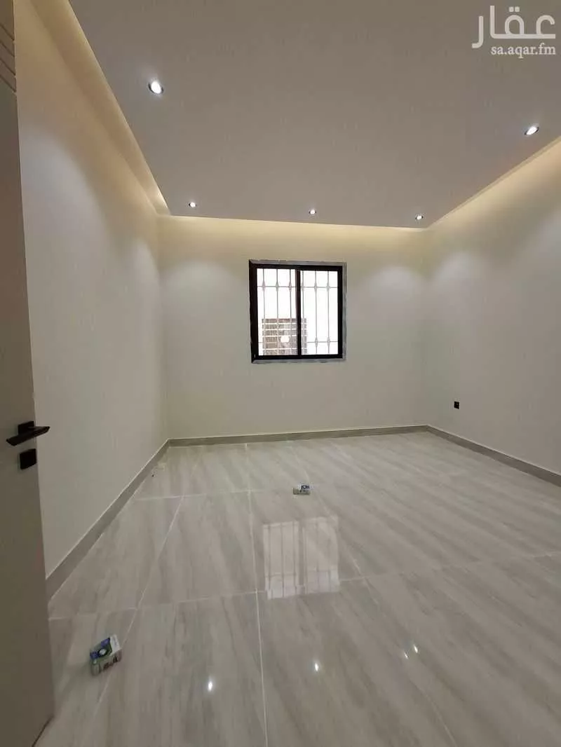 دور للبيع في شارع السخاء, حي بدر, مدينة الرياض, منطقة الرياض 1 صورة