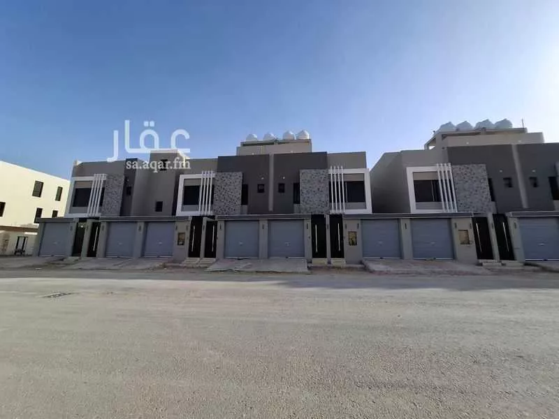 دور للبيع في شارع العباس بن عبدالله, حي بدر, مدينة الرياض, منطقة الرياض 1 صورة