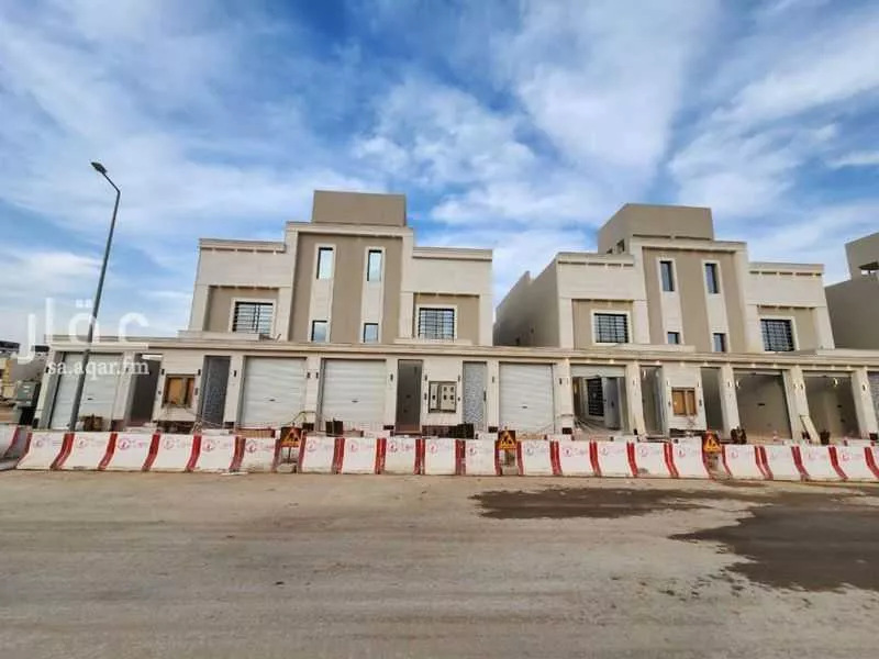 دور للبيع في شارع الامام مسلم الفرعي, حي بدر, مدينة الرياض, منطقة الرياض 1 صورة