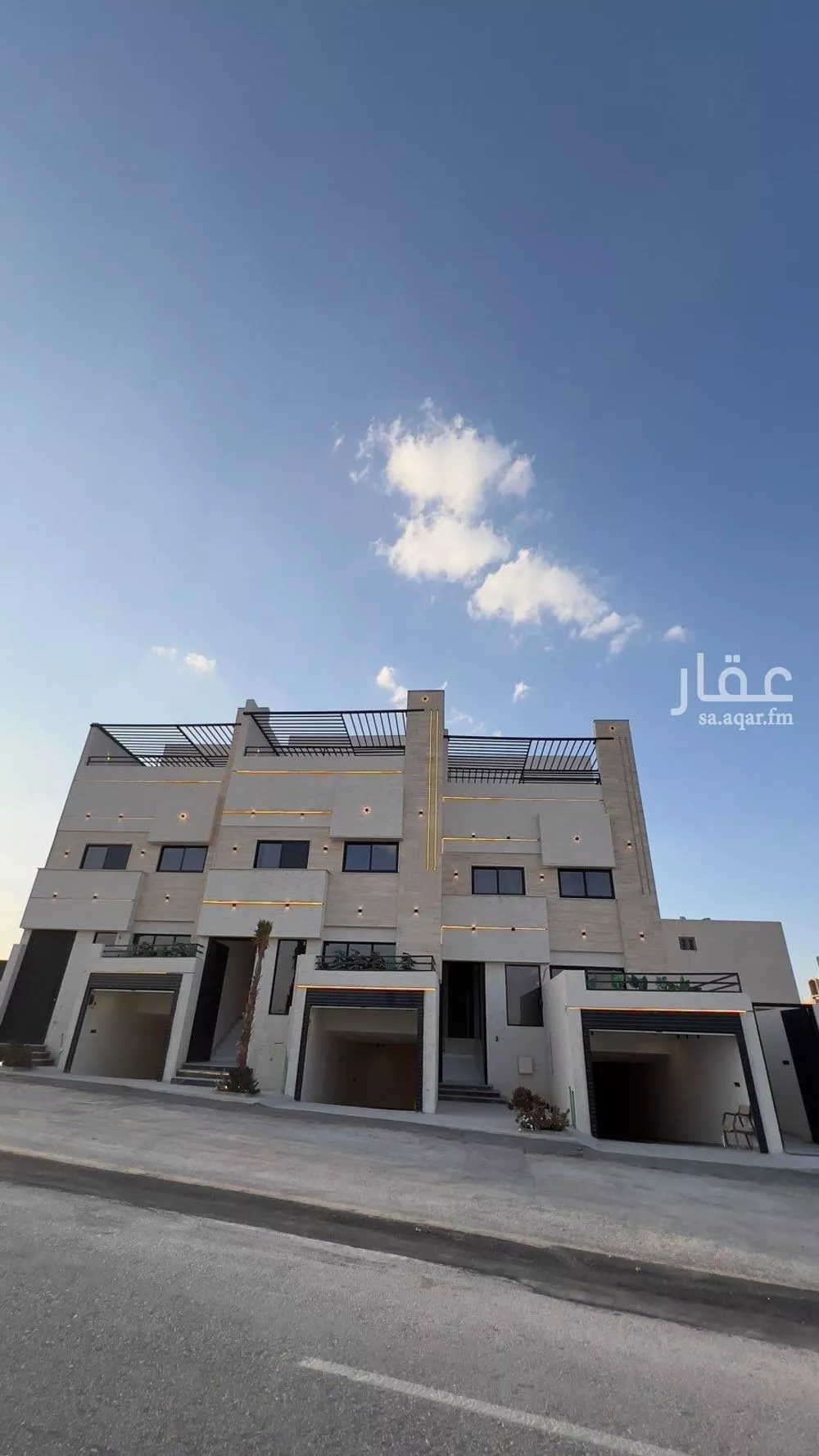فيلا للبيع في شارع ابن أبي الشكر الفلكي, حي المهدية, مدينة الرياض, منطقة الرياض 1 صورة