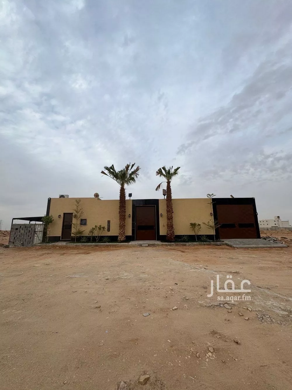 استراحة للبيع في شارع الجردة, حي عريض, مدينة الرياض, منطقة الرياض 1 صورة