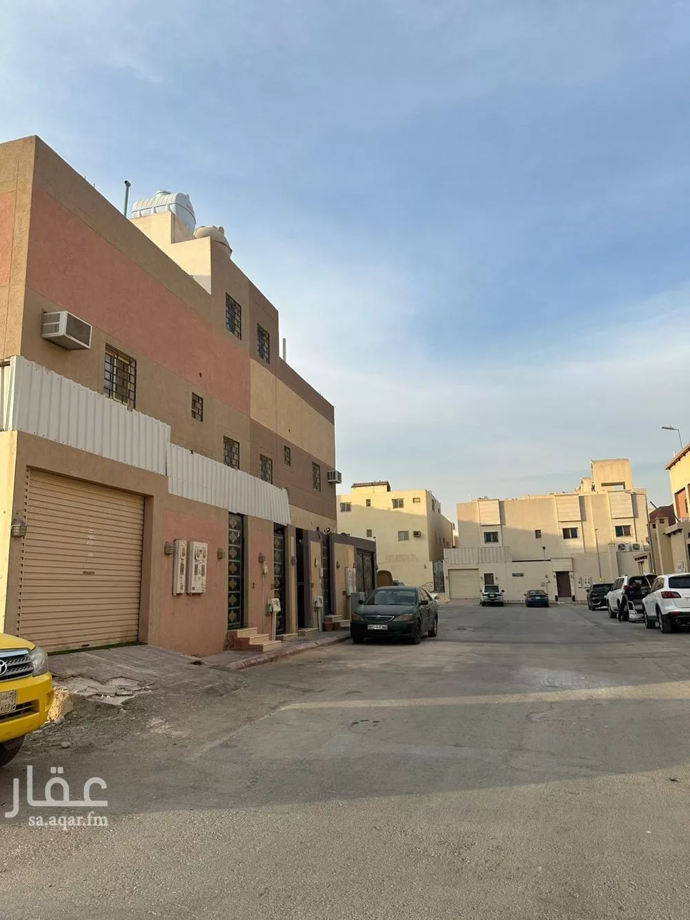 فيلا للبيع في شارع صالح الطاسان, حي العوالي, مدينة الرياض, منطقة الرياض 1 صورة