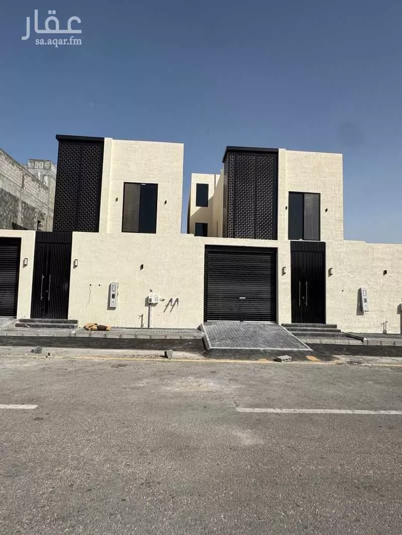 فيلا للبيع في شارع الاعتدال, حي الشعلة, مدينة الدمام, المنطقة الشرقية 1 صورة