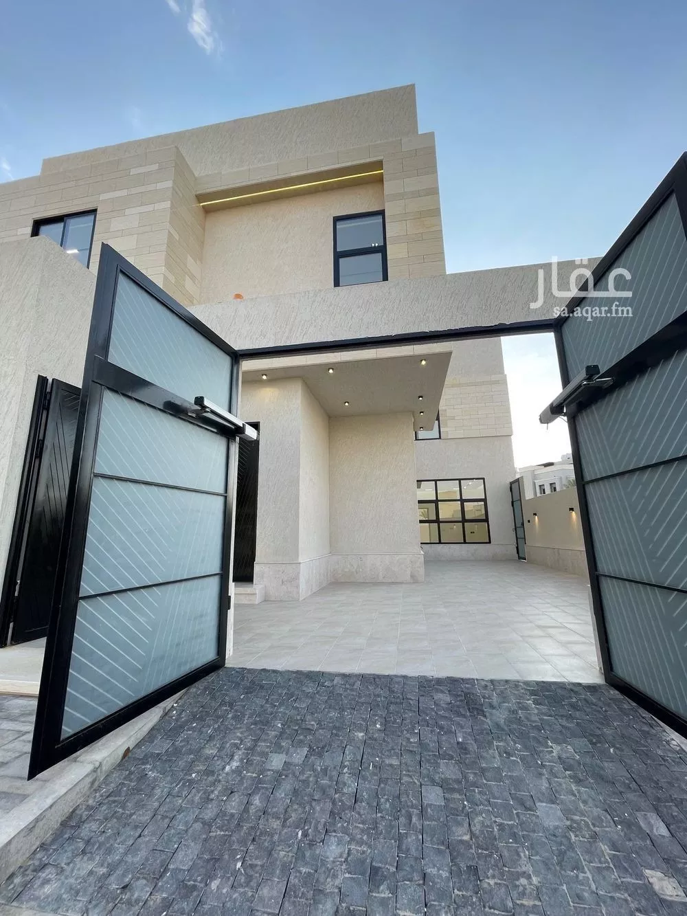 فيلا للبيع في شارع إسماعيل التيمي, حي المهدية, مدينة الرياض, منطقة الرياض 1 صورة