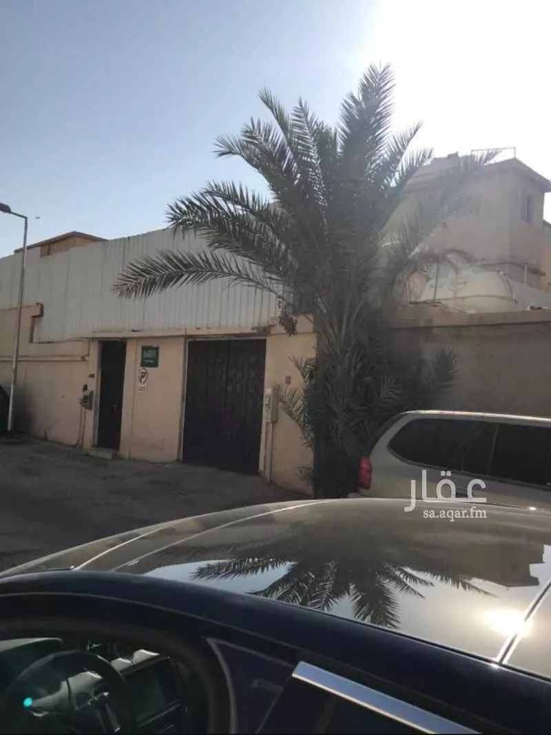 فيلا للبيع في شارع ناصر الدين, حي الملز, مدينة الرياض, منطقة الرياض 1 صورة