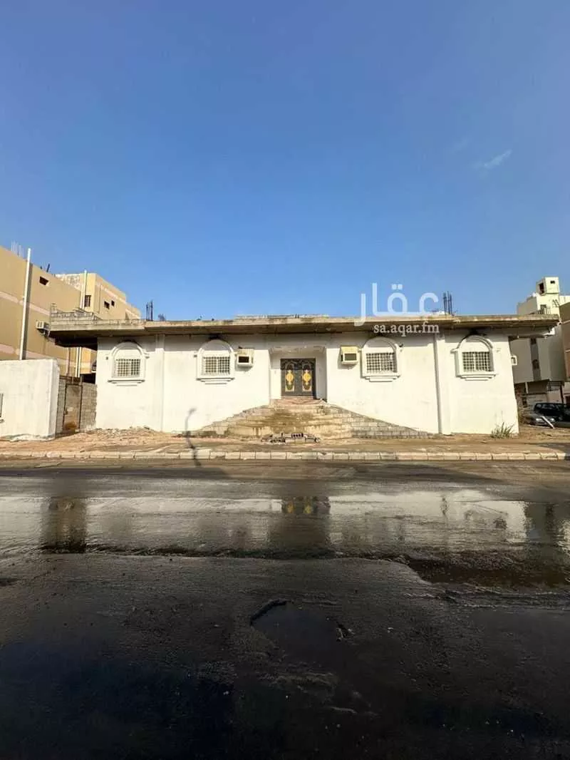 دور للبيع في شارع إبراهيم بن أحمد الزعبلي, حي العمرة, مدينة مكه المكرمه, منطقة مكة المكرمة 1 صورة