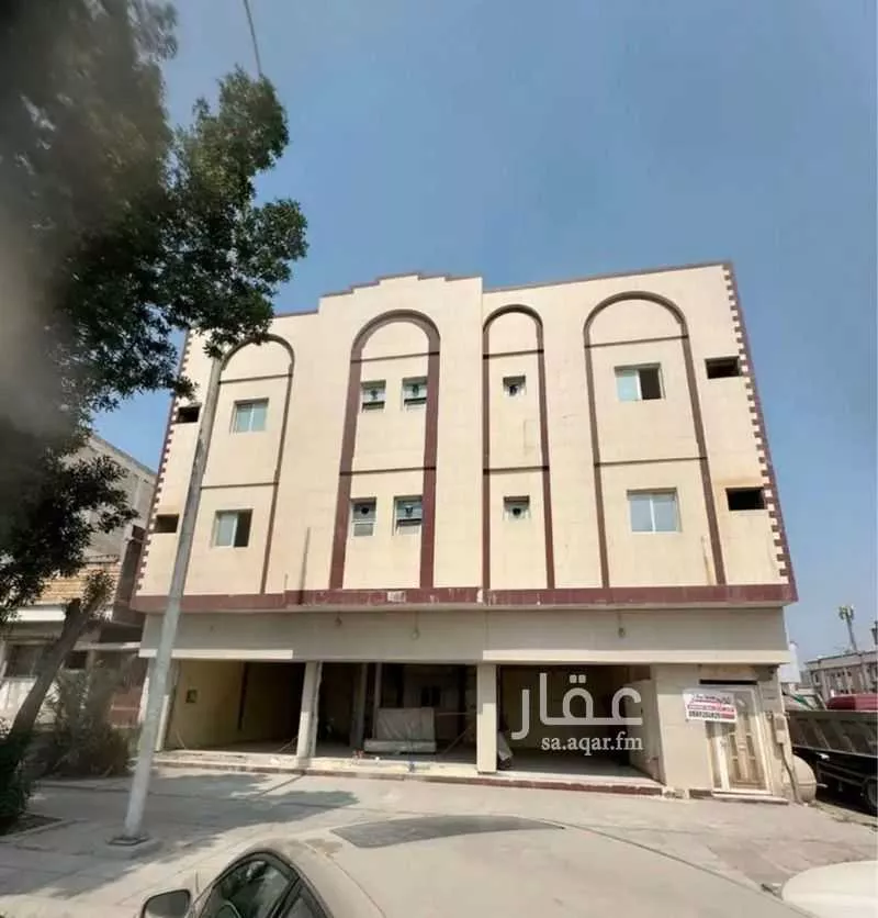 عمارة للإيجار في شارع طريق الملك خالد فرعي, حي الثقبة, مدينة الخبر, المنطقة الشرقية 1 صورة