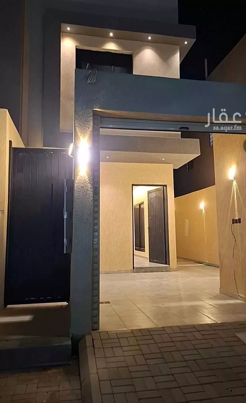 دور للبيع في شارع الامام مسلم, حي بدر, مدينة الرياض, منطقة الرياض 1 صورة