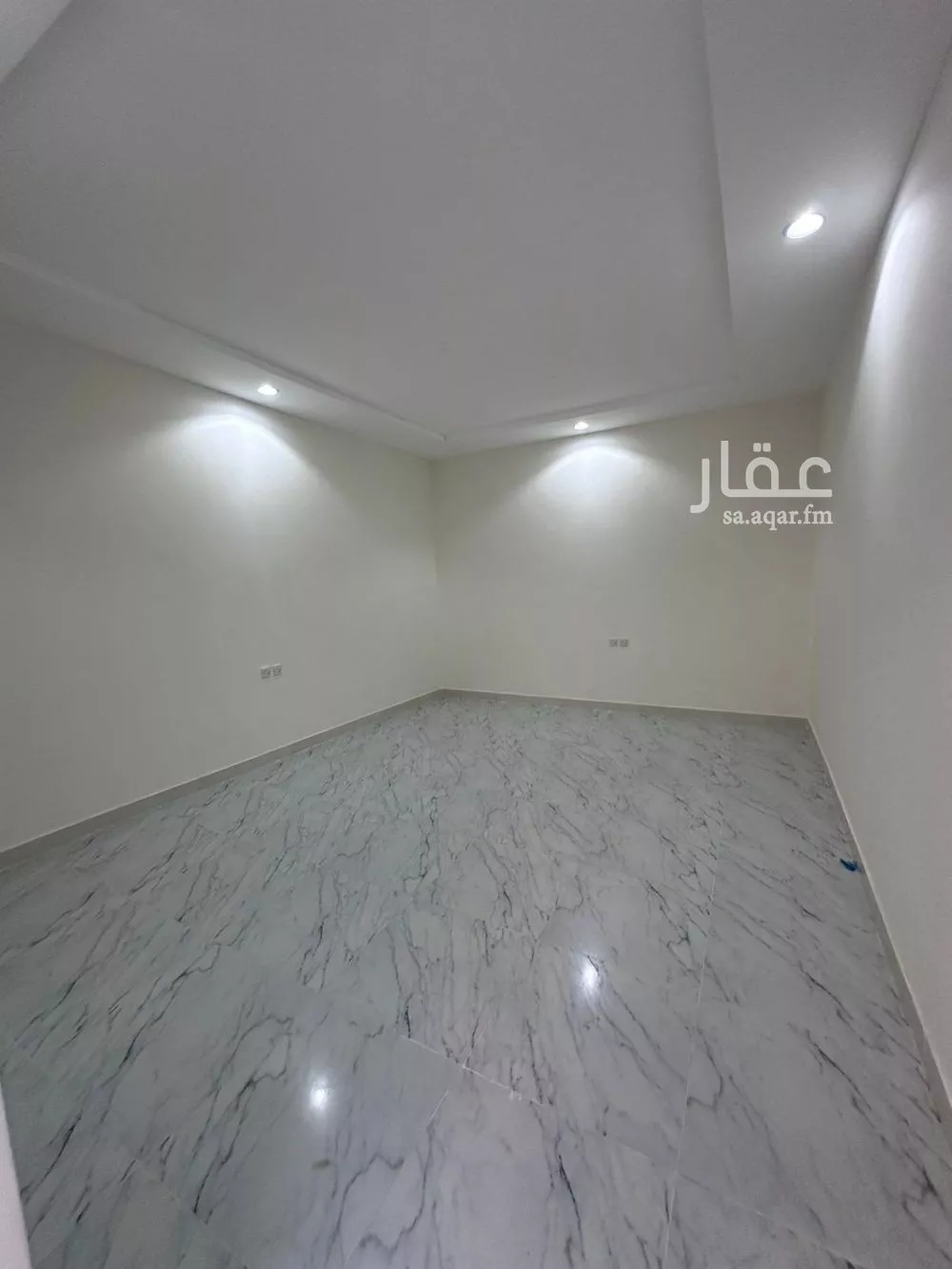 غرفة للإيجار في شارع عبدالملك بن عمر بن عبدالعزيز, حي الرمال, مدينة الرياض, منطقة الرياض 1 صورة