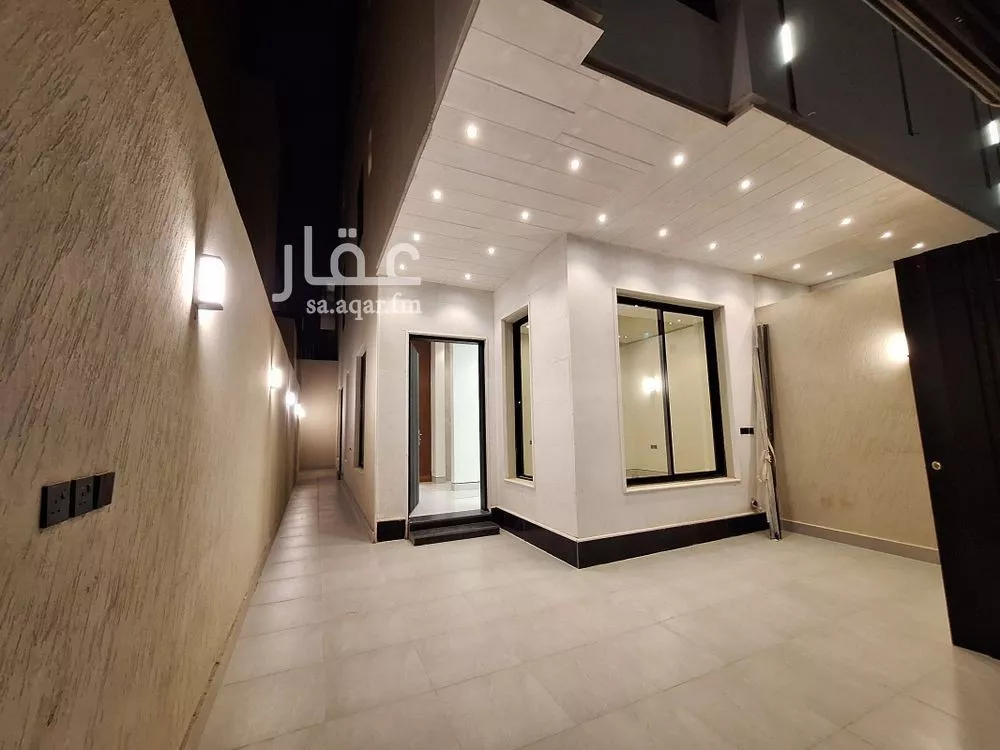 دور للبيع في شارع عامر بن مخلد النجاري, حي الرمال, مدينة الرياض, منطقة الرياض 1 صورة