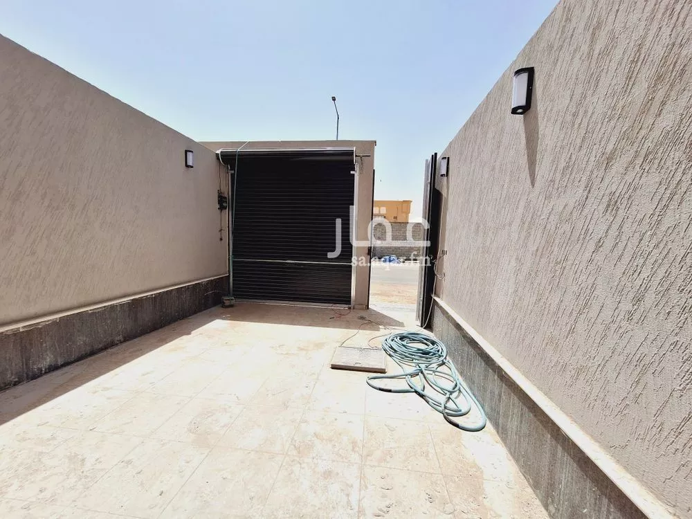دور للبيع في حي الجنادرية, مدينة الرياض, منطقة الرياض 1 صورة