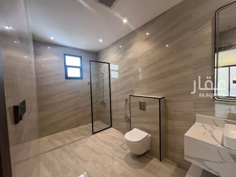 فيلا للبيع في شارع شارع وادي الساحل, حي الرمال, مدينة الرياض, منطقة الرياض 1 صورة