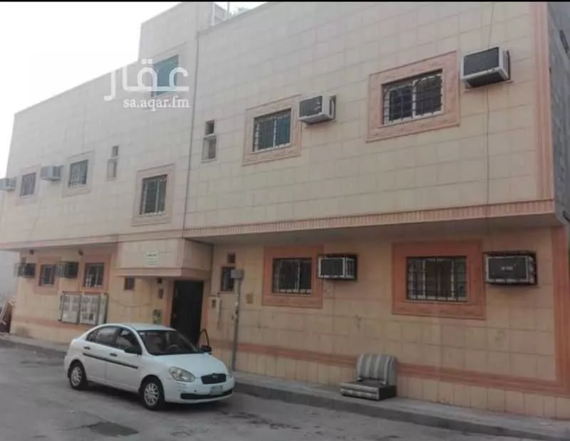 عمارة للبيع في شارع الحافظ الواسطي, حي الجرادية, مدينة الرياض, منطقة الرياض 1 صورة