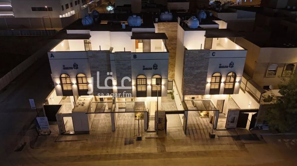 دور للبيع في شارع العبادية, حي الربيع, مدينة الرياض, منطقة الرياض 1 صورة