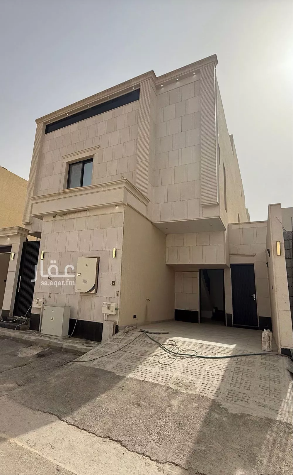 دور للبيع في شارع سليمان الحميضي, حي الجنادرية, مدينة الرياض, منطقة الرياض 1 صورة