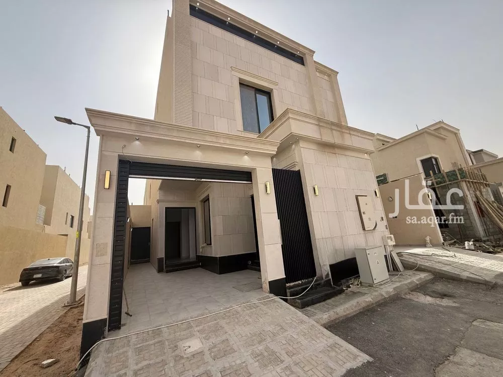 دور للبيع في شارع سليمان الحميضي, حي الجنادرية, مدينة الرياض, منطقة الرياض 1 صورة