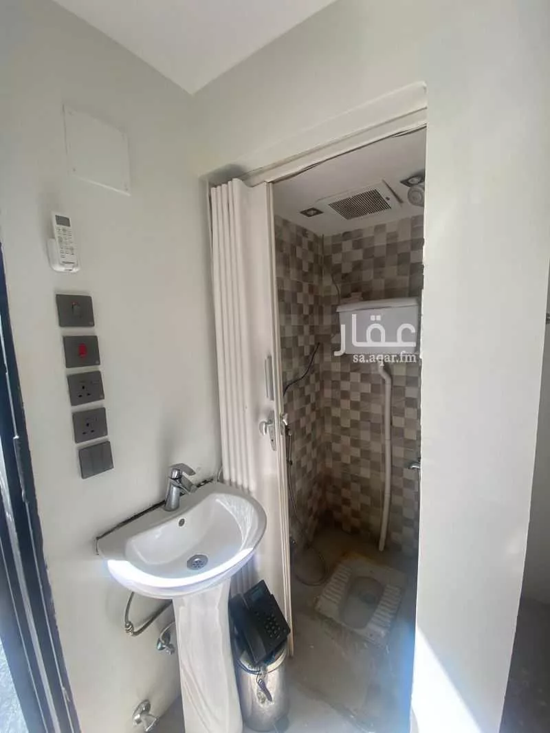 غرفة للإيجار في شارع وادي الثمامة ، حي الصحافة ، الرياض ، منطقة الرياض 1 صورة