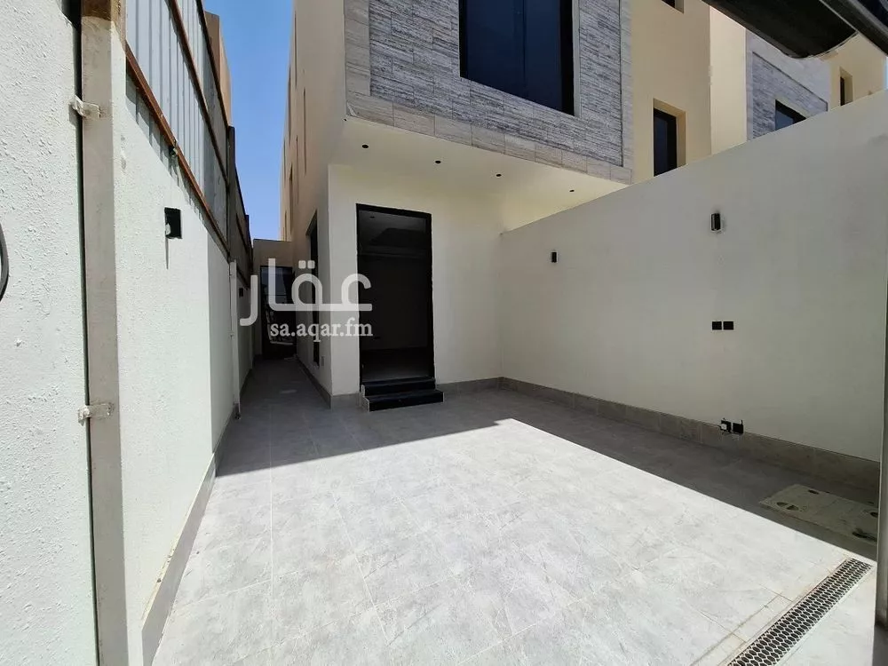 دور للبيع في شارع بوظا, حي الخليج, مدينة الرياض, منطقة الرياض 1 صورة