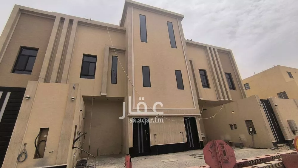 دور للبيع في شارع رقم 74, حي المونسية, مدينة الرياض, منطقة الرياض 1 صورة