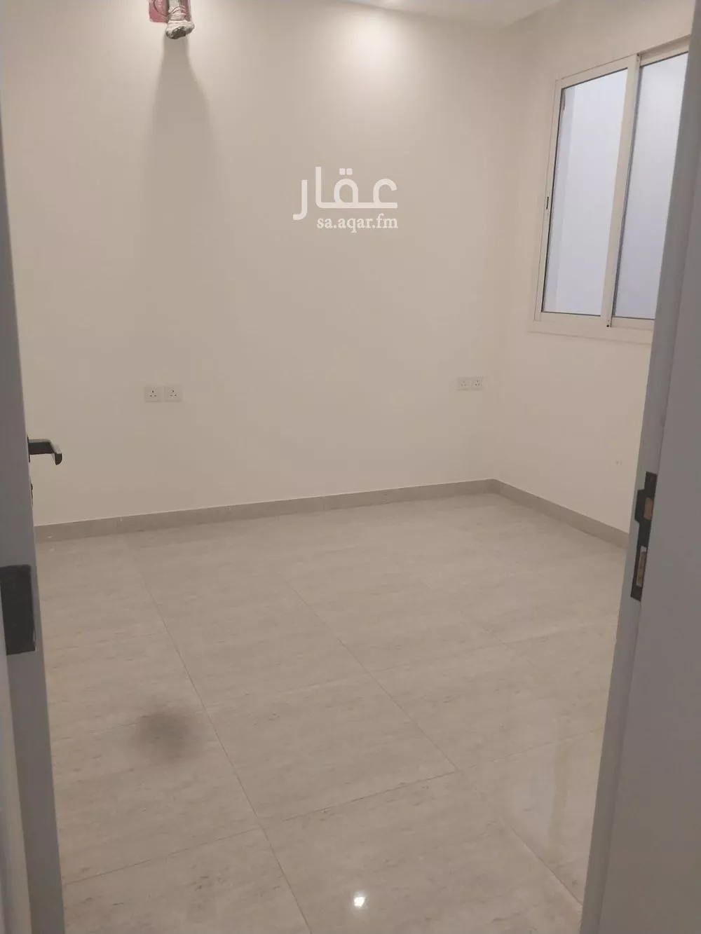 شقة للإيجار في شارع بدر المزني, حي الضباط, مدينة الرياض, منطقة الرياض 1 صورة