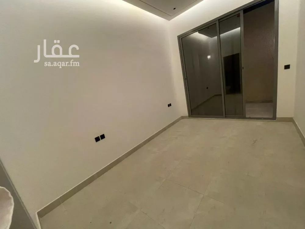 شقة للبيع في شارع ناصر بن حمد الراشد, حي العارض, مدينة الرياض, منطقة الرياض 1 صورة
