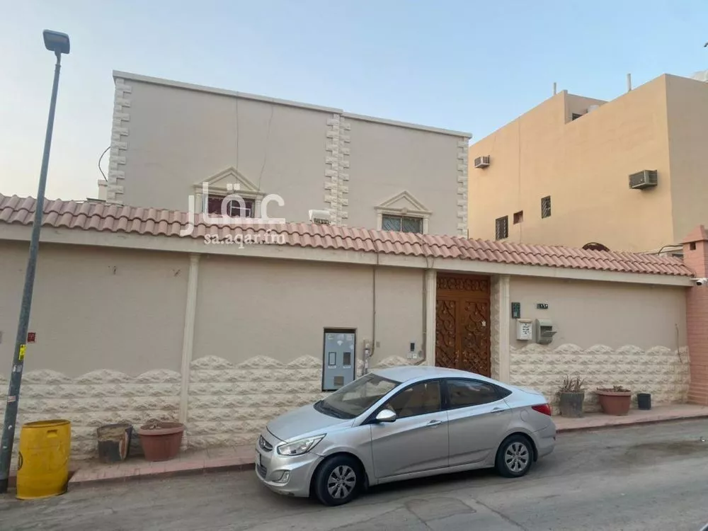 فيلا للبيع في شارع عبدالله العبسي, حي الزهرة, مدينة الرياض, منطقة الرياض 1 صورة