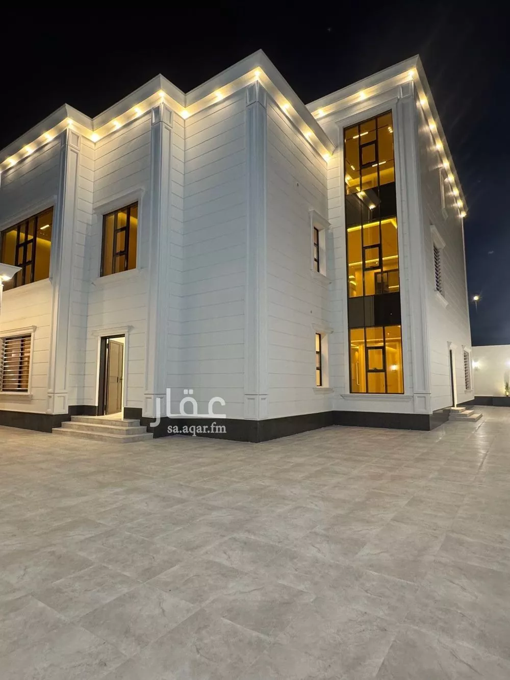 فيلا للبيع في شارع عبدالرحمن ابن قيظي ابن قيس, حي المصيف, مدينة خميس مشيط, منطقة عسير 1 صورة
