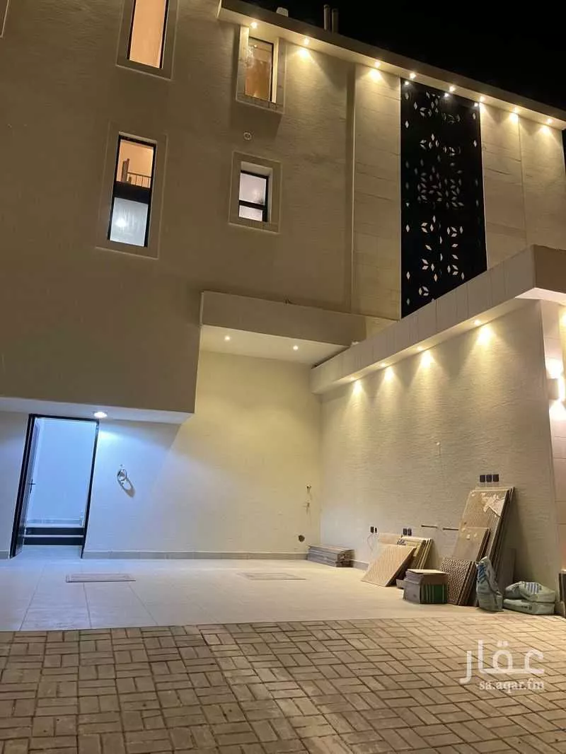 دور للبيع في شارع أحمد بشناق, حي الرمال, مدينة الرياض, منطقة الرياض 1 صورة