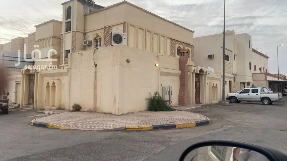 فيلا للبيع في شارع تميم الدارى, حي النهضة, مدينة الخرج, منطقة الرياض 1 صورة