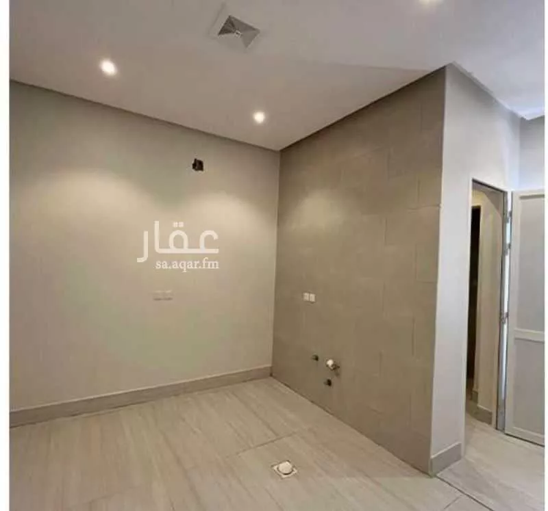 دور للبيع في شارع 100, حي بدر, مدينة الرياض, منطقة الرياض 1 صورة