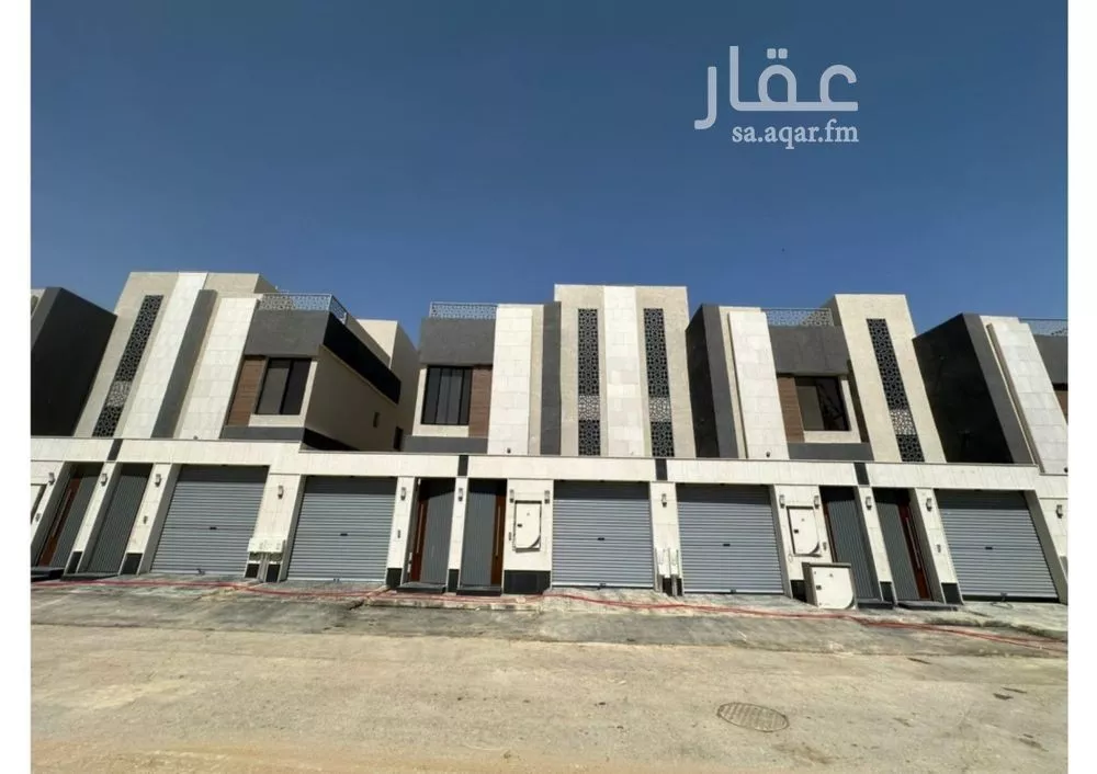 دور للبيع في شارع الحزمة, حي ديراب, مدينة الرياض, منطقة الرياض 1 صورة