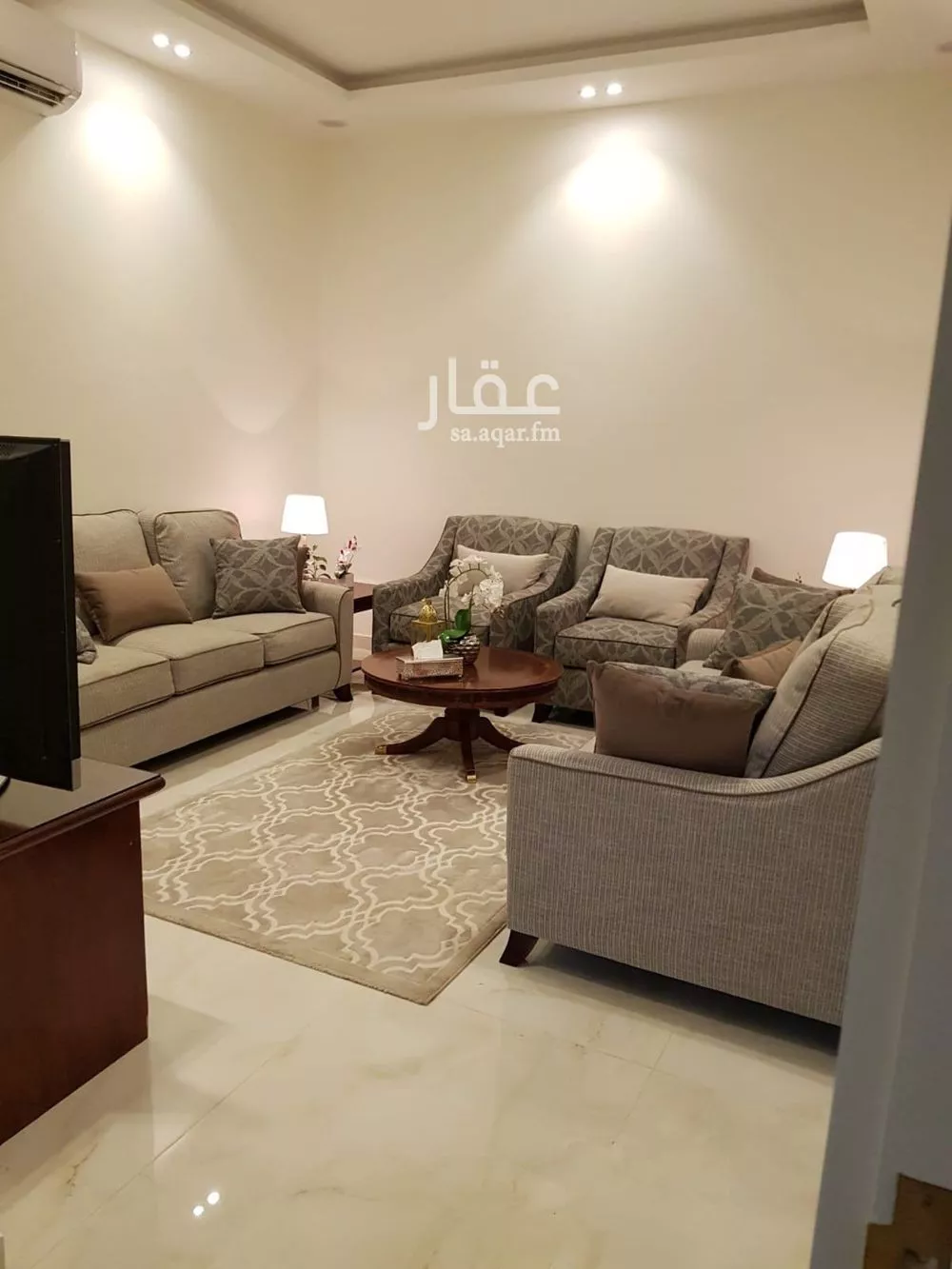 فيلا للإيجار في شارع حبيب بن عوف العبدي, حي القيروان, مدينة الرياض, منطقة الرياض 1 صورة