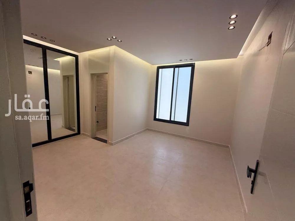 فيلا للبيع في شارع جبل الحسي, حي ظهرة لبن, مدينة الرياض, منطقة الرياض 1 صورة