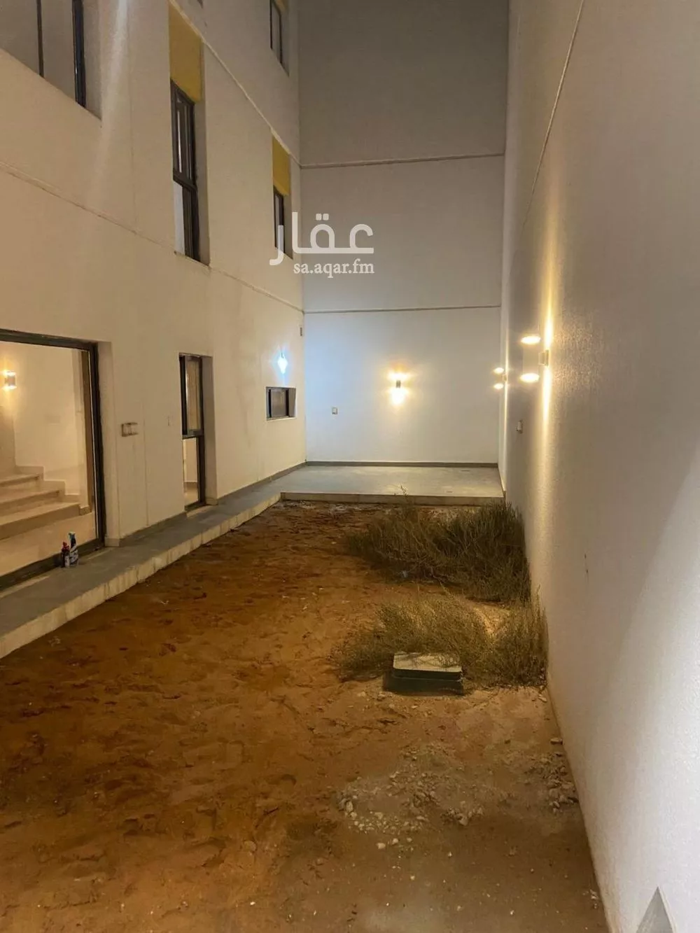 فيلا للإيجار في شارع شمس الدين البخاري, حي مطار الملك خالد الدولي, مدينة الرياض, منطقة الرياض 1 صورة