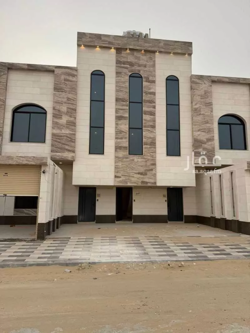 فيلا للبيع في شارع شارع 20, حي البحر, مدينة الجبيل, المنطقة الشرقية 1 صورة