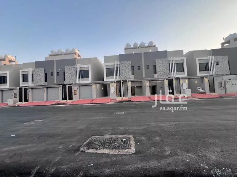 دور للبيع في شارع السخاء, حي بدر, مدينة الرياض, منطقة الرياض 1 صورة