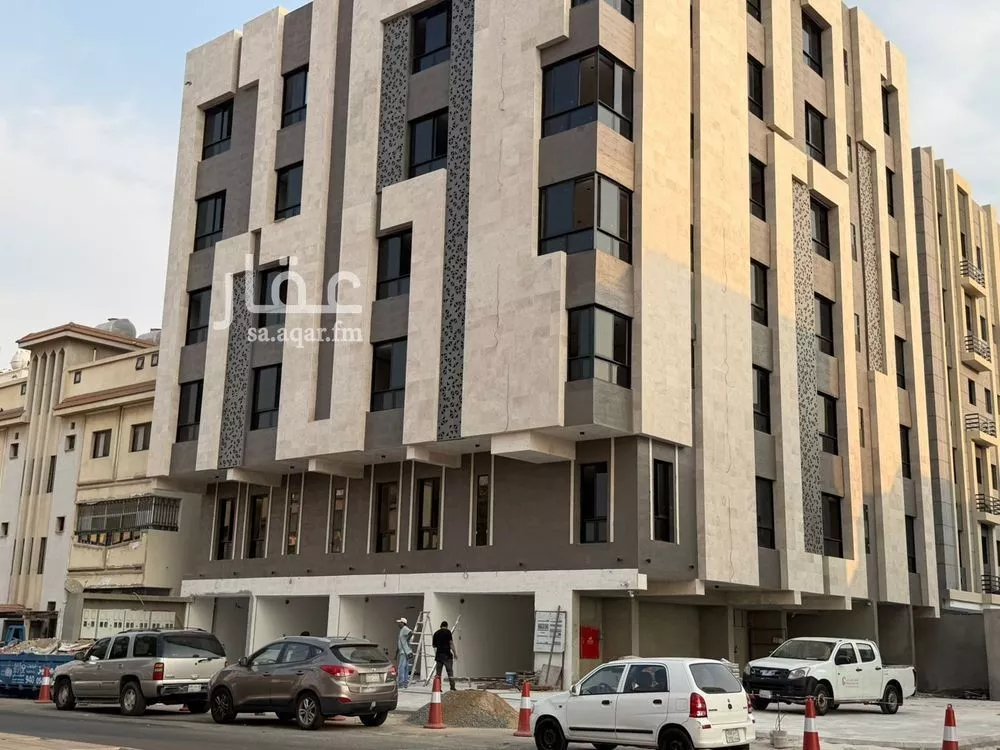 محل للإيجار في شارع بشير الانصاري, حي البوادي, مدينة جدة, منطقة مكة المكرمة 1 صورة