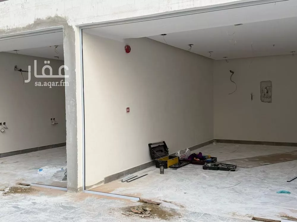 محل للإيجار في شارع بشير الانصاري, حي البوادي, مدينة جدة, منطقة مكة المكرمة 1 صورة