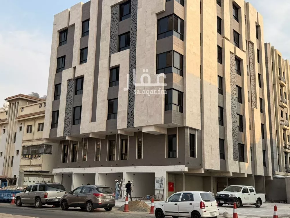 محل للإيجار في شارع بشير الانصاري, حي البوادي, مدينة جدة, منطقة مكة المكرمة 1 صورة