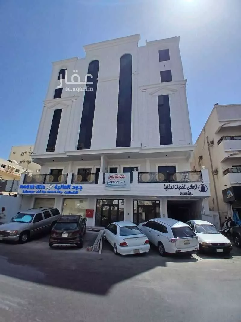 محل للإيجار في شارع الخطيب التبريزي, حي البوادي, مدينة جدة, منطقة مكة المكرمة 1 صورة