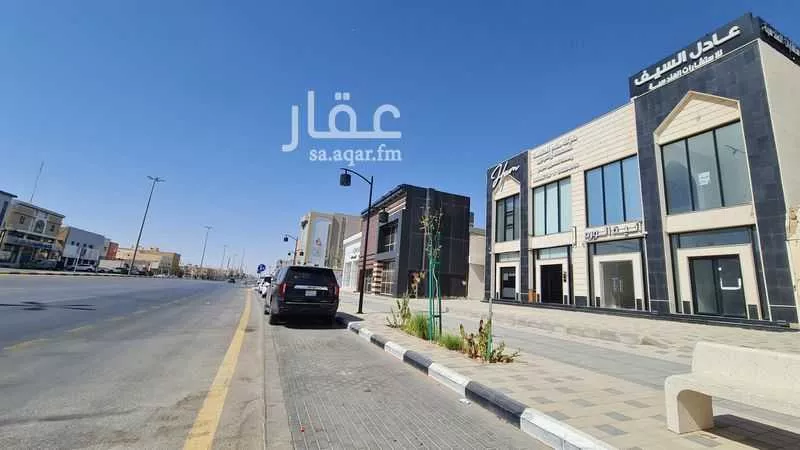 محل للإيجار في شارع عمر بن الخطاب الفرعي, حي الإسكان, مدينة بريده, منطقة القصيم 1 صورة