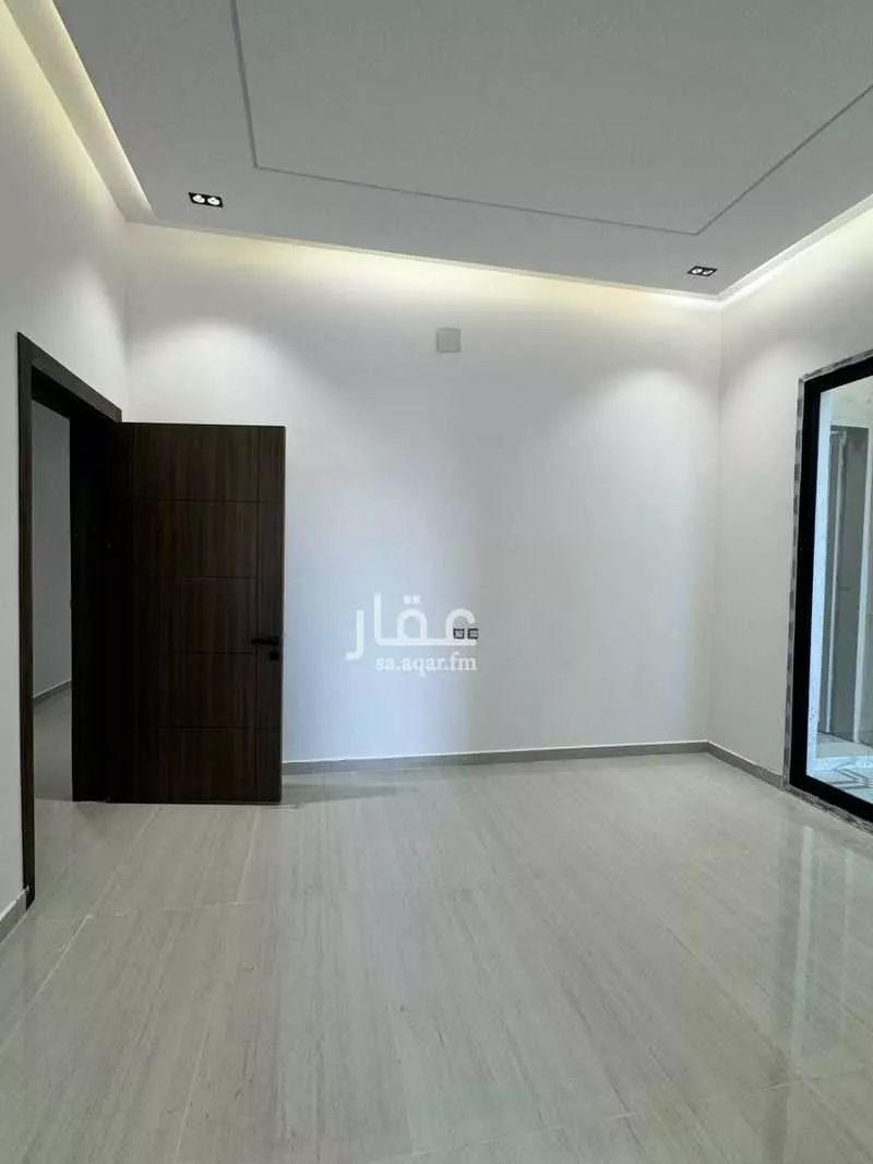 دور للبيع في شارع الندوة, حي الندوة, مدينة الرياض, منطقة الرياض 1 صورة